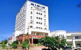 Long Beach Hotel